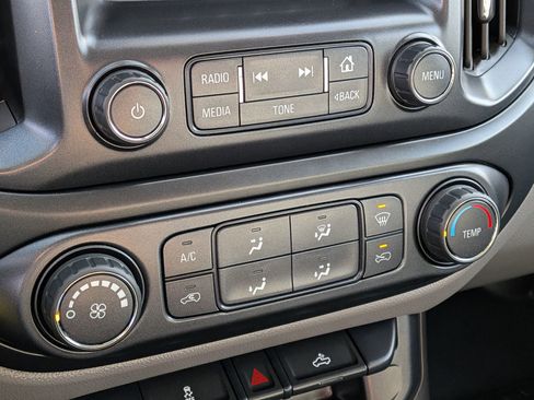 Used 2016 GMC Canyon SL RWD image 18