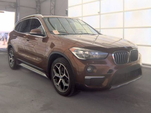 Used 2017 BMW X1 sDrive28i FWD image 3