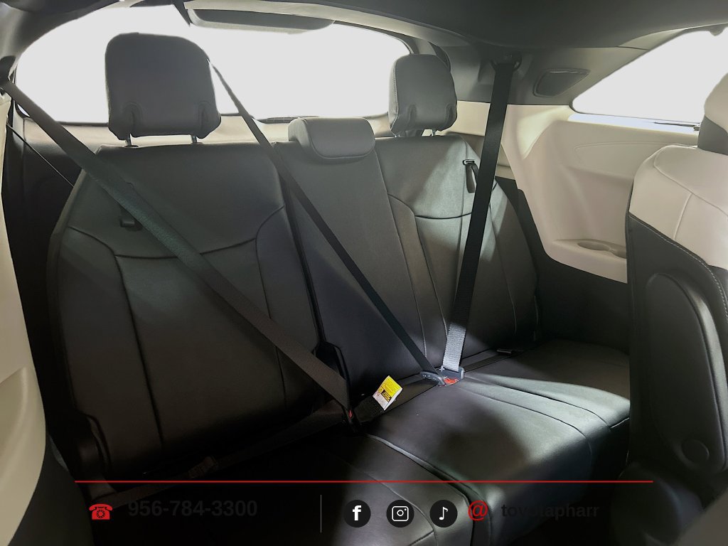 New 2026 Toyota Sienna Platinum AWD/4WD image 27