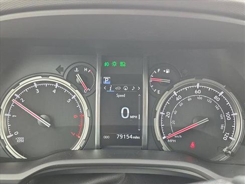 Used 2020 Toyota 4Runner TRD Off-Road Premium AWD/4WD image 9