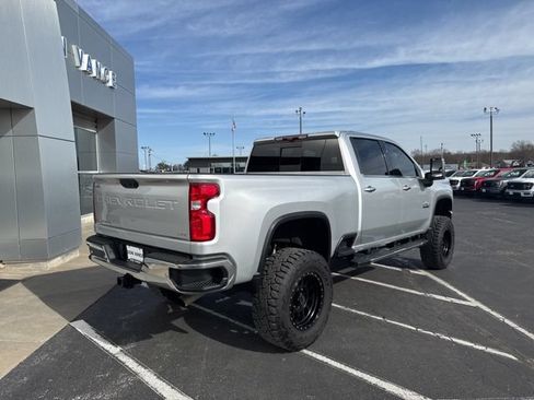 Used 2021 Chevrolet Silverado 2500 LTZ w/ LTZ Premium Texas Edition AWD/4WD image 4