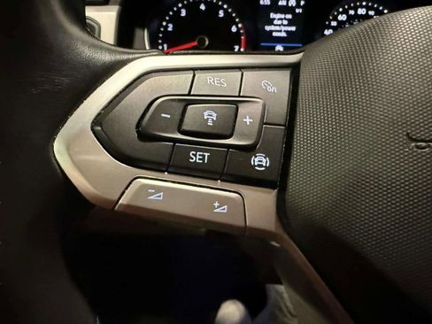 Used 2021 Volkswagen Atlas SE image 47