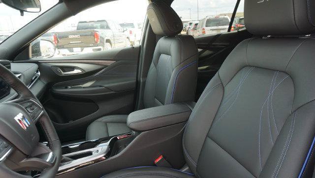 New 2026 Buick Envista Sport Touring w/ Convenience I Package FWD image 8