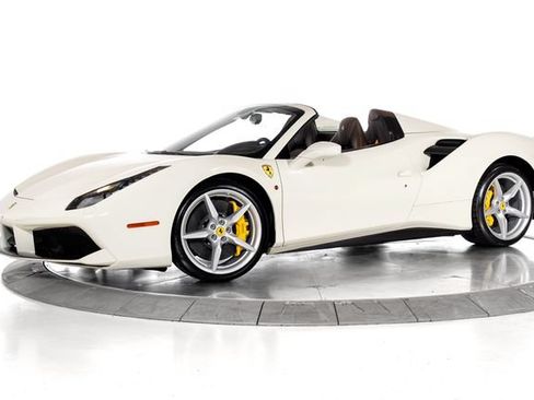 Certified 2018 Ferrari 488 Spider RWD image 1