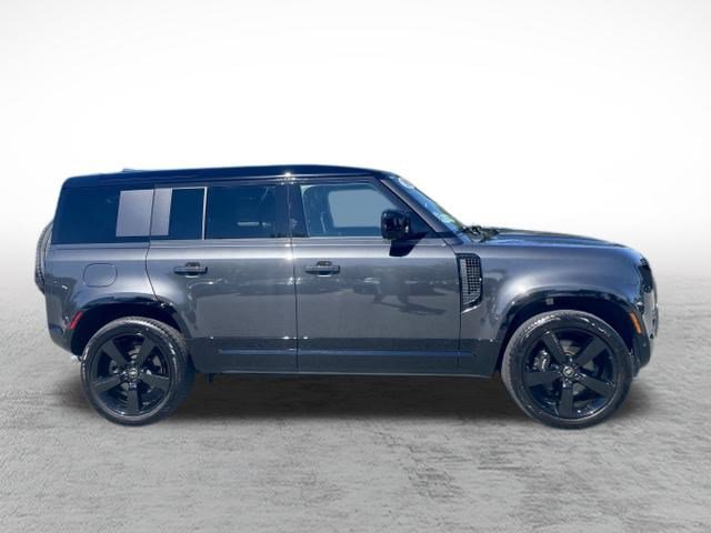 Certified 2025 Land Rover Defender 110 V8 AWD/4WD image 4