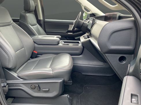 Certified 2025 Ford Expedition Max Active AWD/4WD image 25