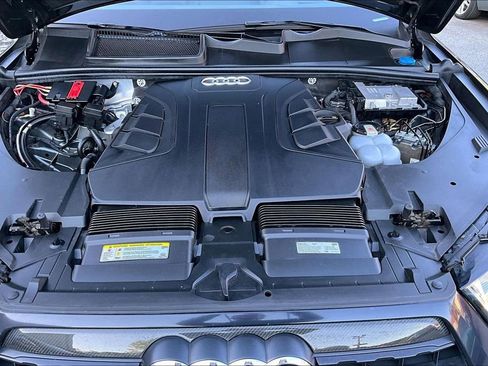 Used 2019 Audi Q7 3.0T Prestige w/ Prestige Package AWD/4WD image 30