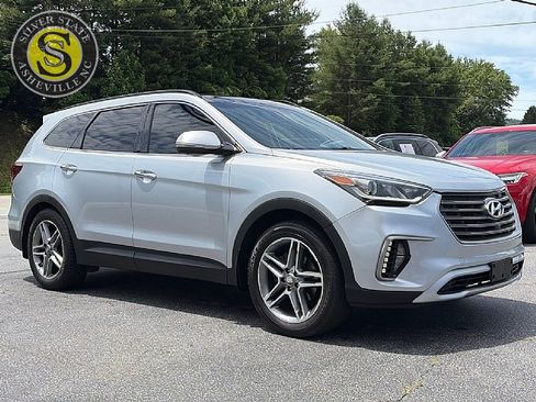 Used 2017 Hyundai Santa Fe FWD image 8