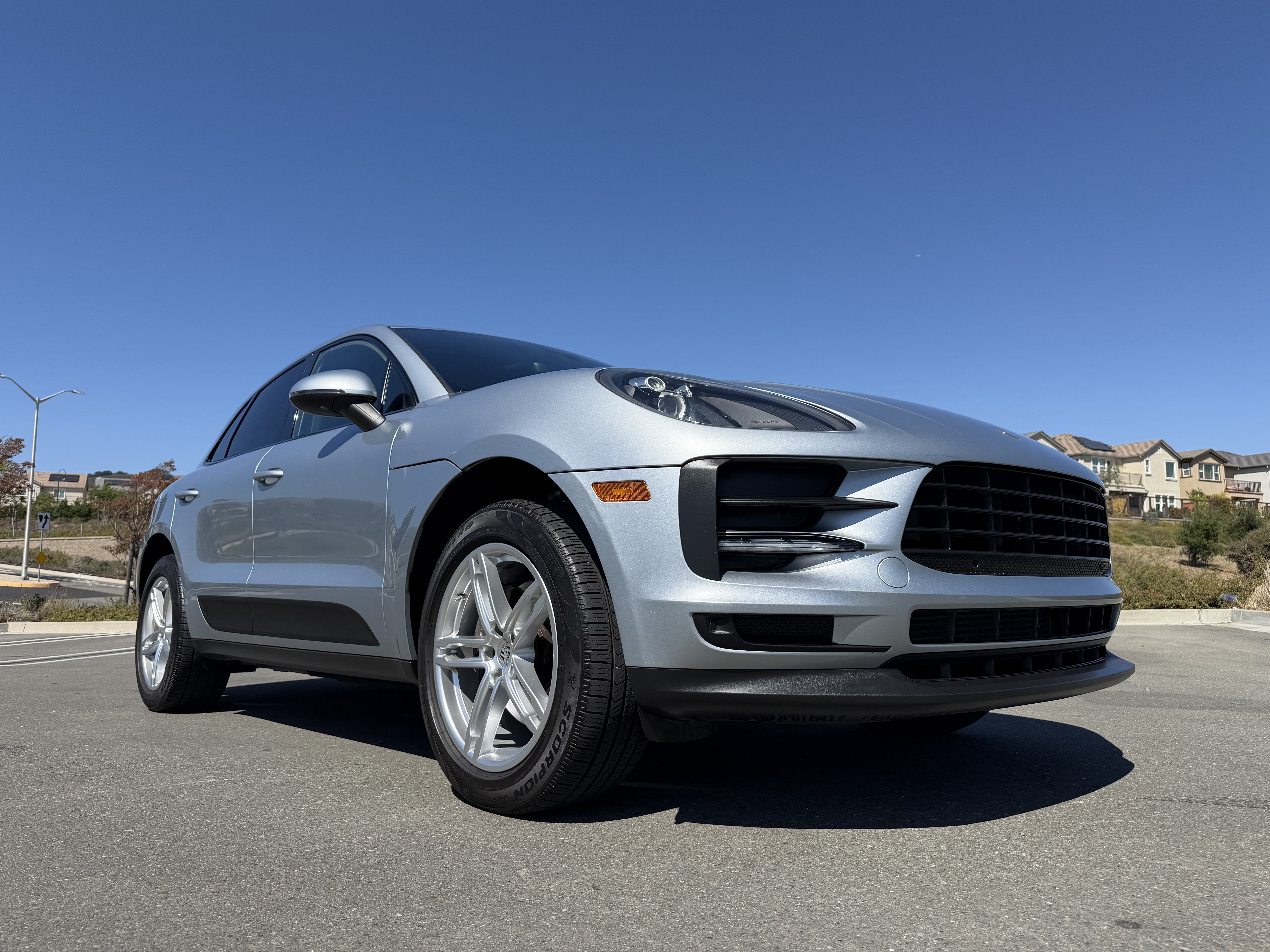 Used 2020 Porsche Macan AWD/4WD image 11