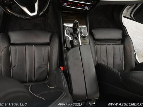 Used 2018 BMW 530e RWD image 23