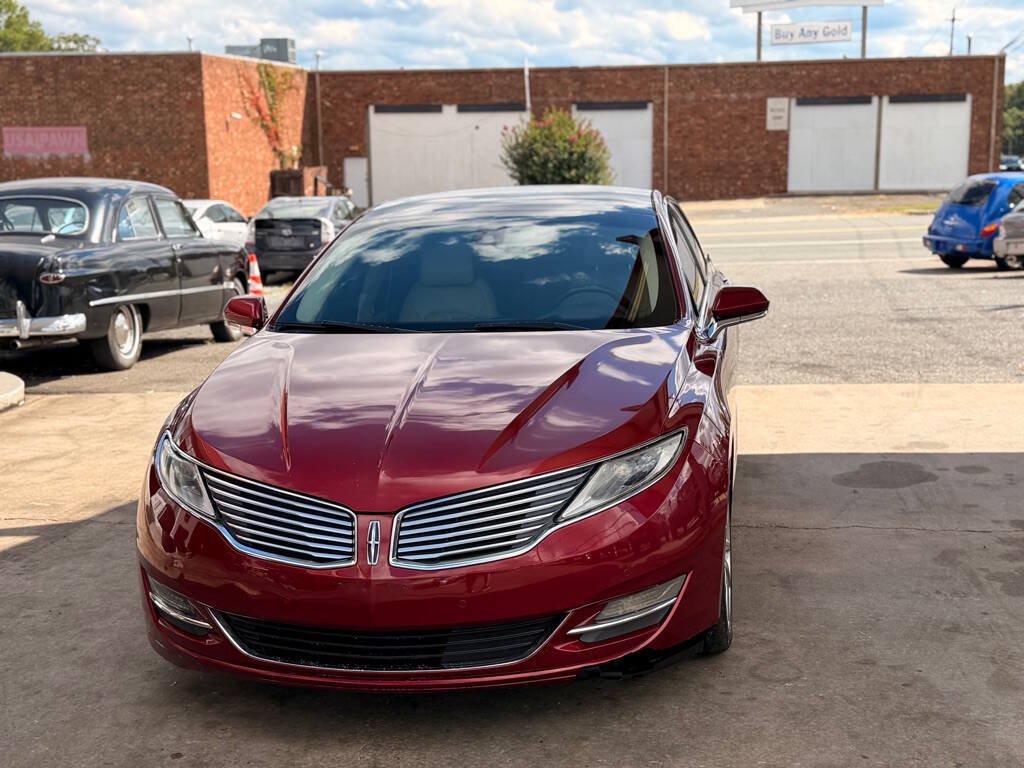 Used 2013 Lincoln MKZ FWD image 7