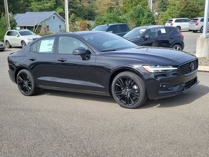 New 2024 Volvo S60 B5 Plus w/ Climate Package