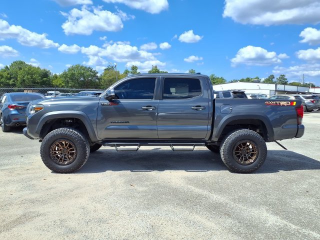 Used 2019 Toyota Tacoma TRD Off-Road AWD/4WD image 8
