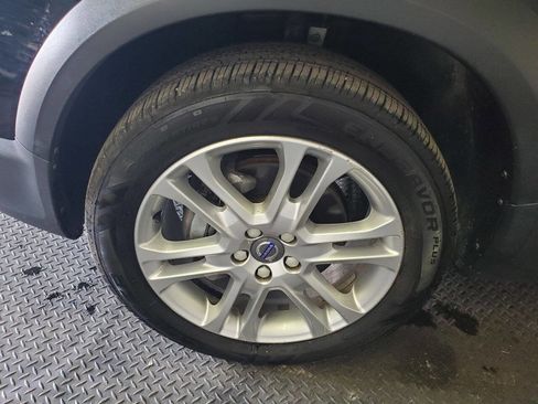 Used 2016 Volvo XC70 T5 Platinum w/ Climate Package image 21