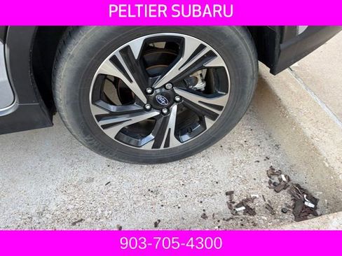 Used 2024 Subaru Crosstrek 2.0i Premium image 4