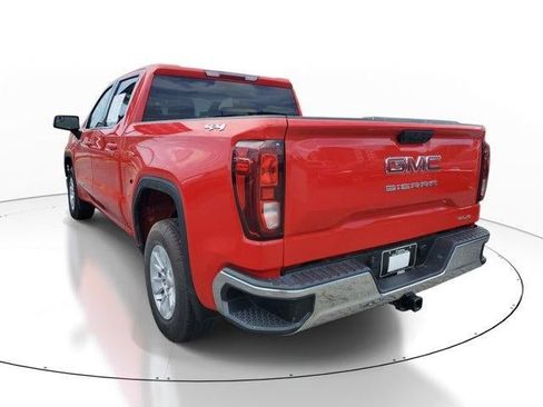 Used 2024 GMC Sierra 1500 SLE AWD/4WD image 4