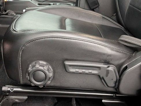 Used 2023 Jeep Wrangler Sahara w/ Cold Weather Group image 17