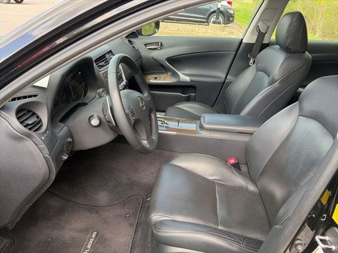 Used 2010 Lexus IS 250 AWD image 4