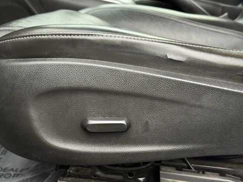 Used 2011 Chevrolet Cruze LT image 12