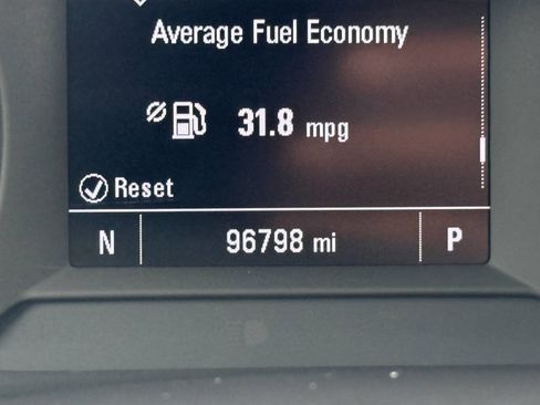 Used 2021 Chevrolet TrailBlazer LT w/ Convenience Package FWD image 33