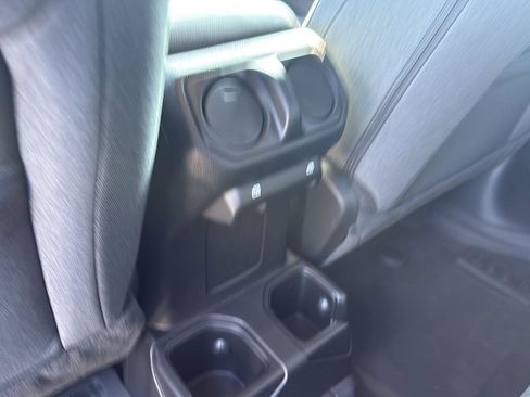 New 2025 Jeep Gladiator Sport image 28