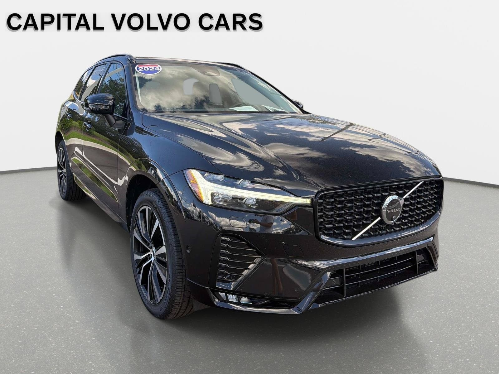 Used 2024 Volvo XC60 B5 Plus w/ Climate Package AWD/4WD image 3