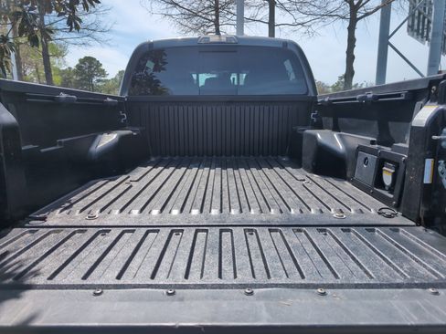 Certified 2022 Toyota Tacoma Limited image 31