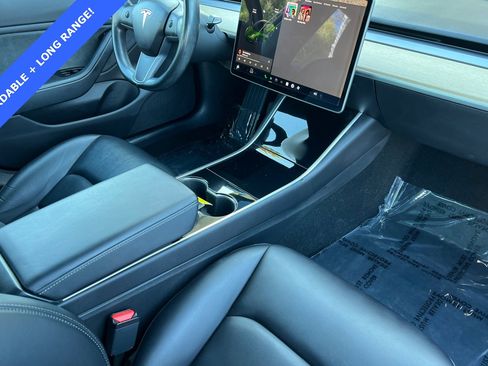 Used 2018 Tesla Model 3 Long Range image 15