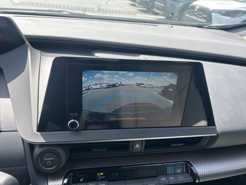 Used 2024 Toyota Prius XLE image 12