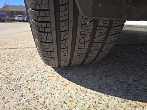 Used 2019 Volvo XC90 T6 Momentum w/ Protection Package Premier image 40