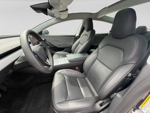 Used 2025 Tesla Model 3 Long Range RWD image 23