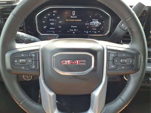 Used 2026 GMC Sierra 1500 SLT AWD/4WD image 15