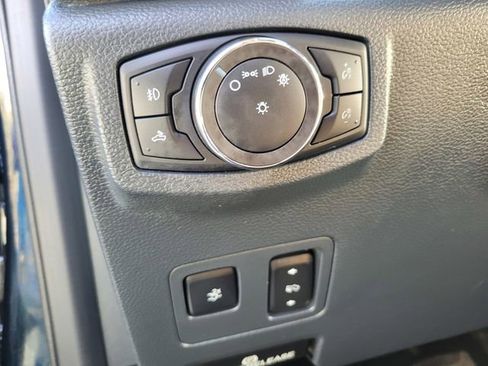 Certified 2022 Ford F350 Lariat w/ Lariat Ultimate Package image 17