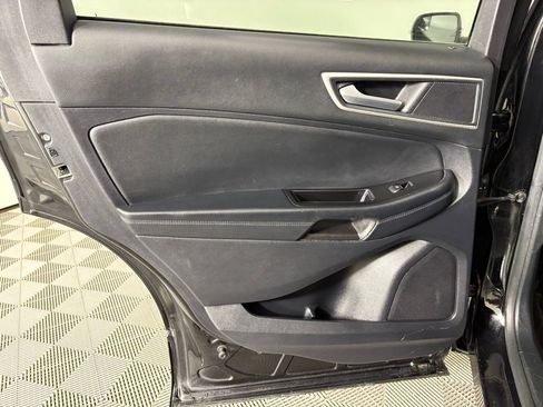 Used 2018 Ford Edge SEL w/ Equipment Group 201A FWD image 43
