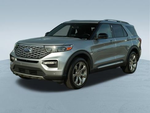 Used 2020 Ford Explorer Platinum w/ Premium Technology Package AWD/4WD image 3