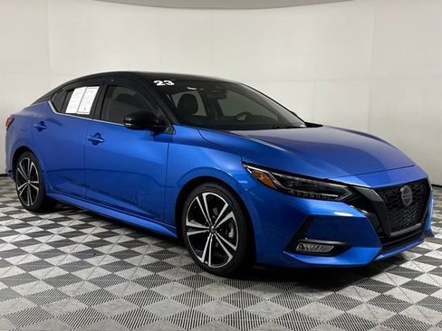 Used 2023 Nissan Sentra SR w/ SR Premium Package FWD image 10