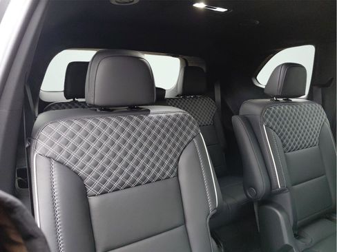 New 2026 GMC Acadia Denali w/ Super Cruise Package FWD image 27