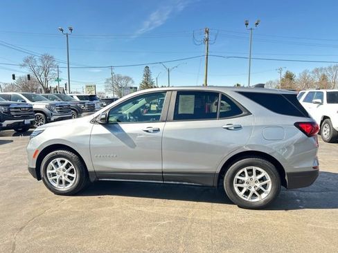 Used 2023 Chevrolet Equinox LS image 6