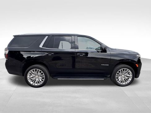 Used 2023 Chevrolet Tahoe LT w/ Luxury Package AWD/4WD image 6