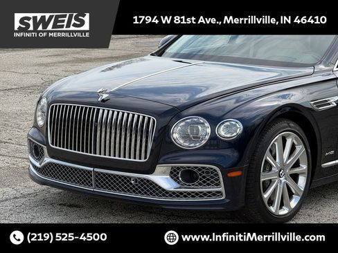 Used 2020 Bentley Flying Spur W12 image 31