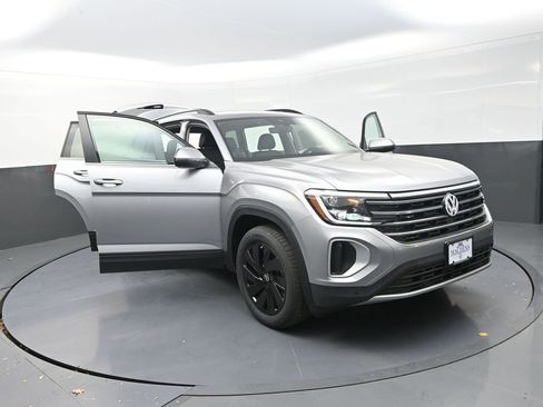 New 2026 Volkswagen Atlas SE AWD/4WD image 29