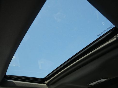 New 2026 GMC Canyon Elevation w/ Convenience Package image 56