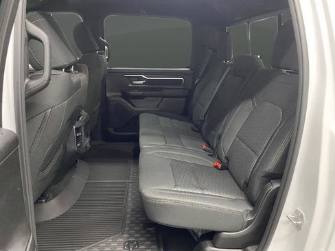 New 2026 RAM 1500 4x4 Crew Cab image 33