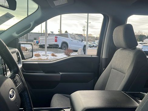 Used 2022 Ford F150 XLT w/ Equipment Group 302A High image 13