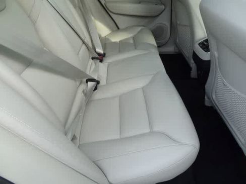 Used 2019 Volvo XC60 T5 Inscription AWD/4WD image 14