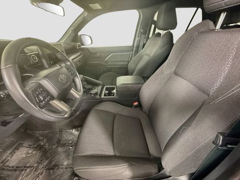 Certified 2025 Toyota 4Runner SR5 AWD/4WD image 21