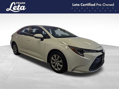Used 2023 Toyota Corolla LE image 8