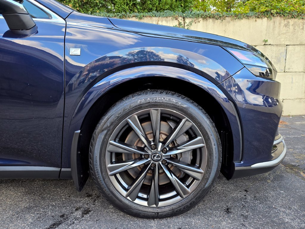 Used 2023 Lexus RX 350 F Sport w/ Accessory Package AWD/4WD image 34