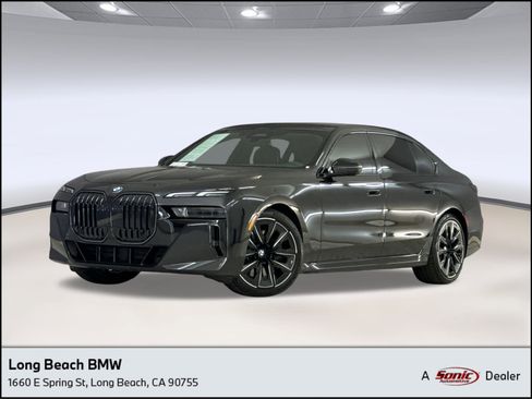 Used 2025 BMW 740i w/ Premium Package image 1