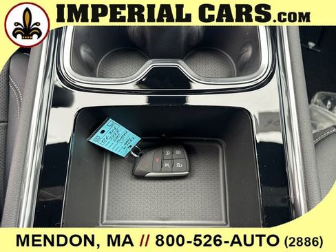 New 2026 Chevrolet Traverse LT w/ Enhanced Driving Package AWD/4WD image 32